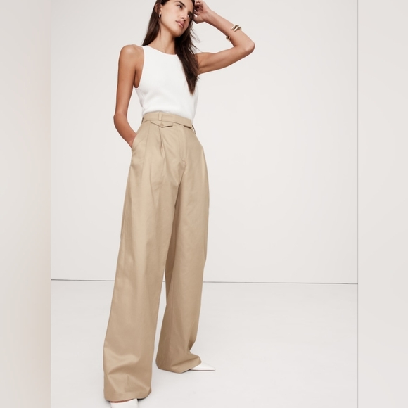 Banana Republic Pants - Banana Republic Carmel Pleated Wide-Leg Pant River Bank Tan